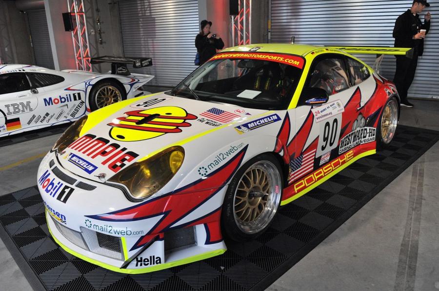  Porsche 911 GT3 RSR 2004 года  (фото 5 из 6)